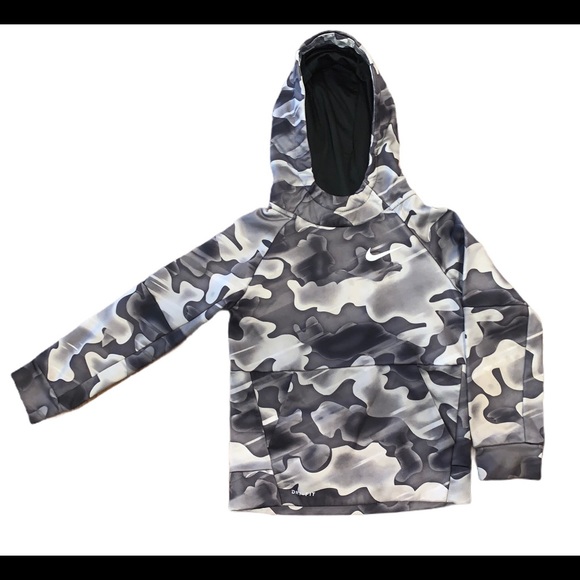 boys nike camo hoodie